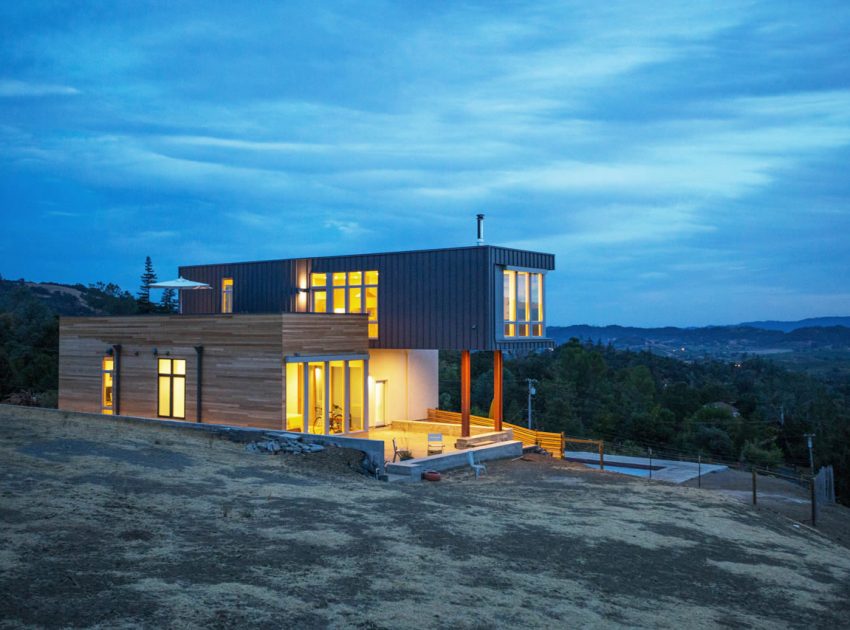 A Stunning and Elegant Contemporary Home Perched on the Hills of Cloverdale by Chris Pardo Design: Elemental Architecture & Method Homes (23)