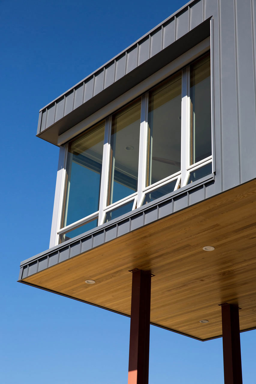 A Stunning and Elegant Contemporary Home Perched on the Hills of Cloverdale by Chris Pardo Design: Elemental Architecture & Method Homes (3)