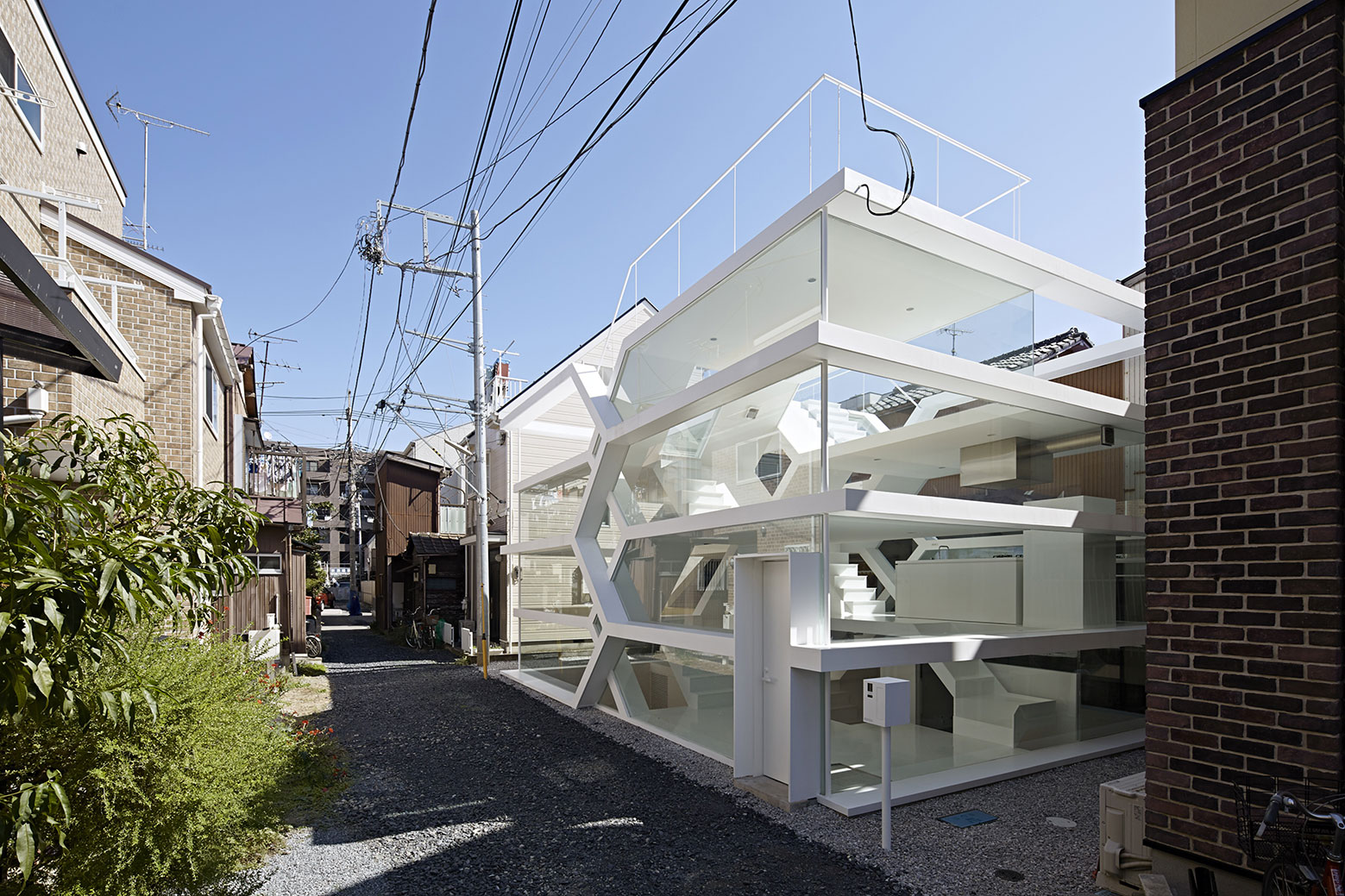 A Stunning and Futuristic House Made From Steel and Glass Elements in Oomiya by Yuusuke Karasawa Architects (1)