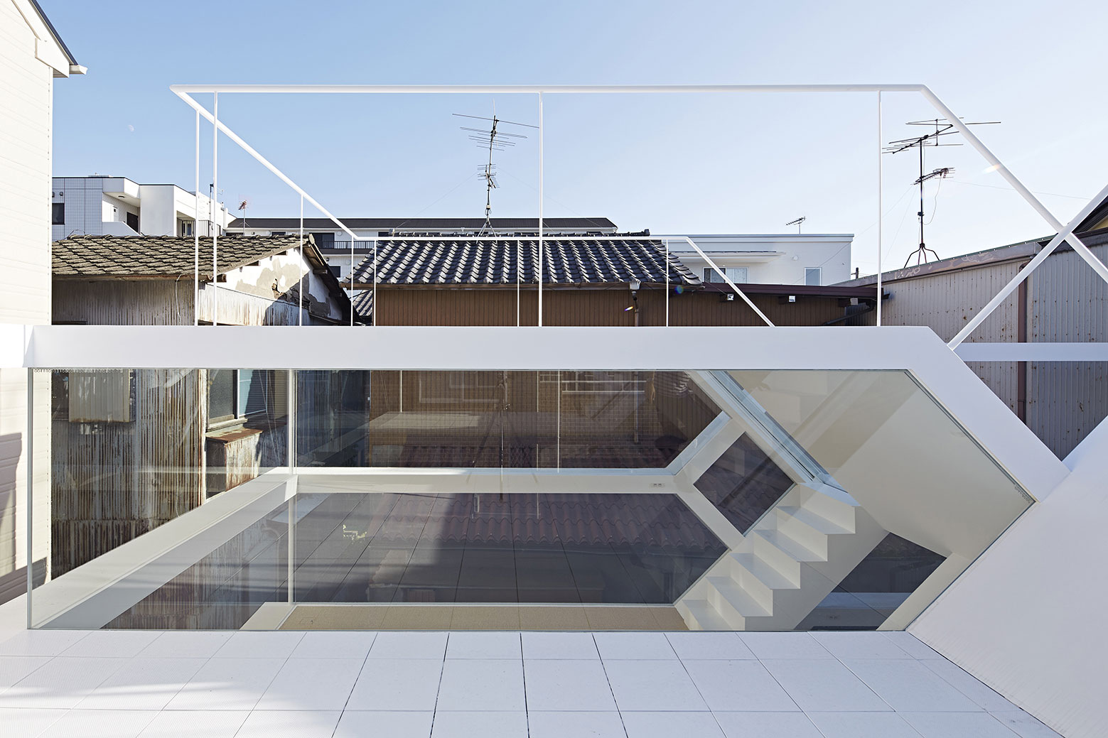 A Stunning and Futuristic House Made From Steel and Glass Elements in Oomiya by Yuusuke Karasawa Architects (3)