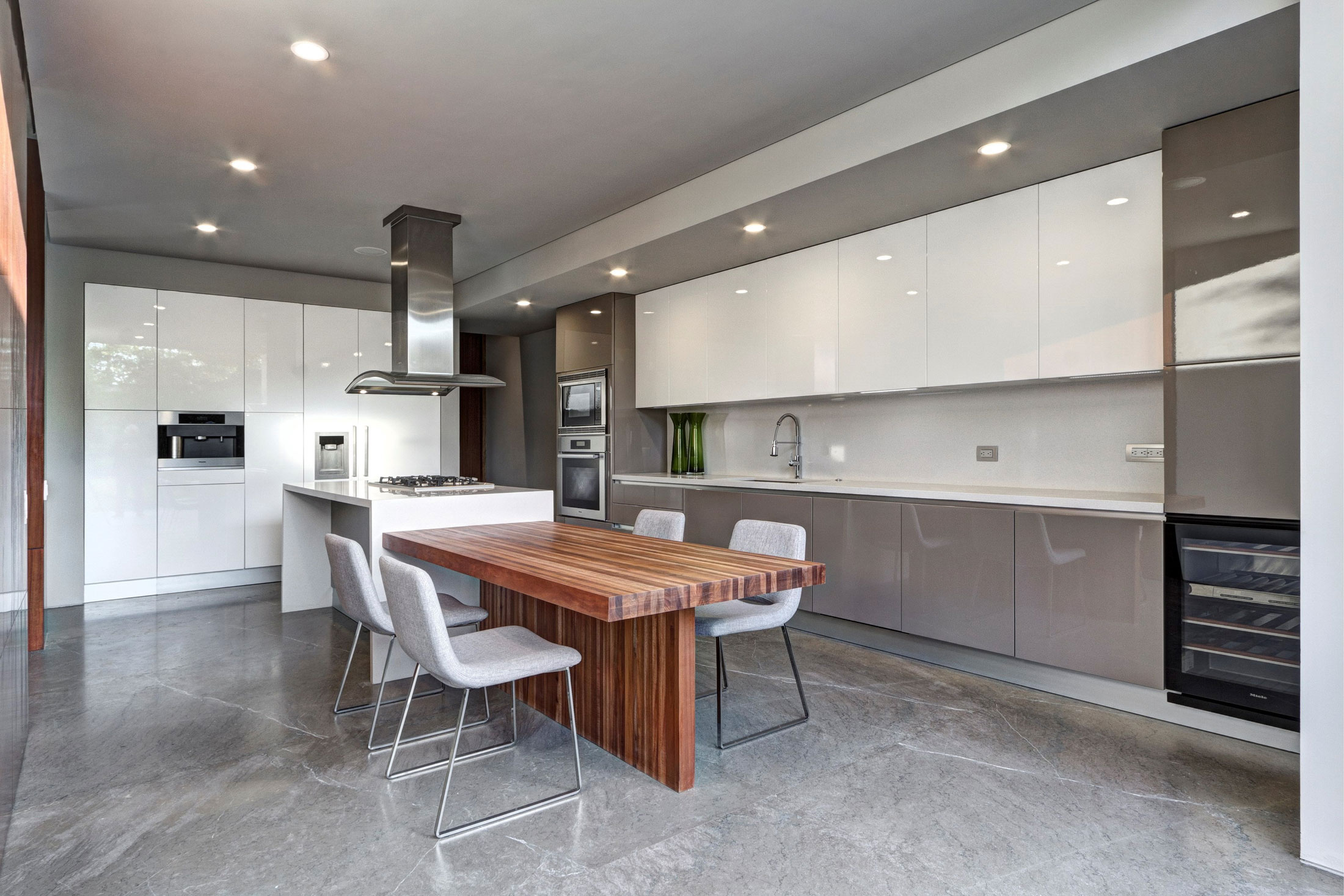 A Stunning and Luxurious Contemporary Home in Zapopan, Mexico by Elías Rizo Arquitectos (13)