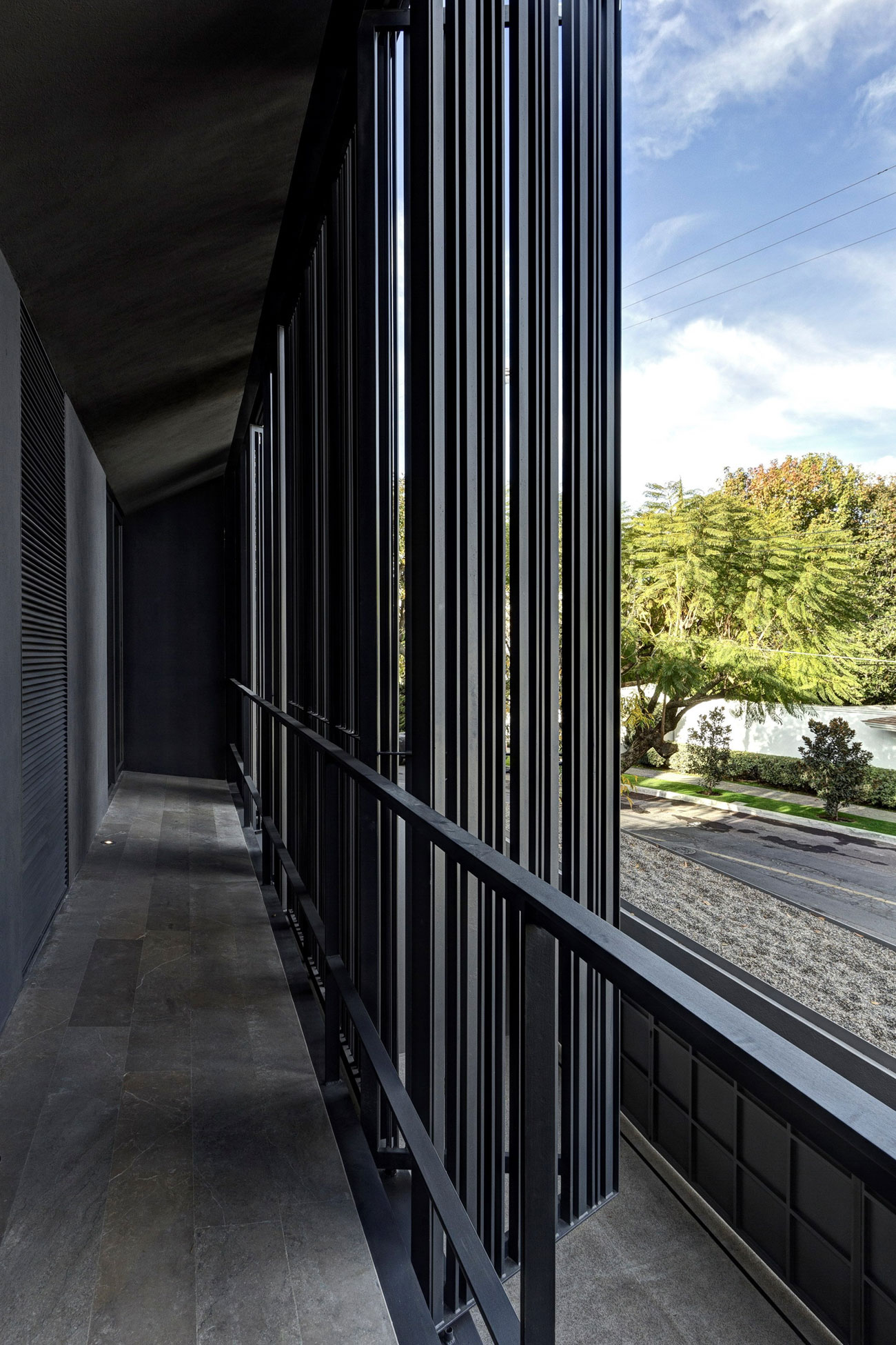 A Stunning and Luxurious Contemporary Home in Zapopan, Mexico by Elías Rizo Arquitectos (6)