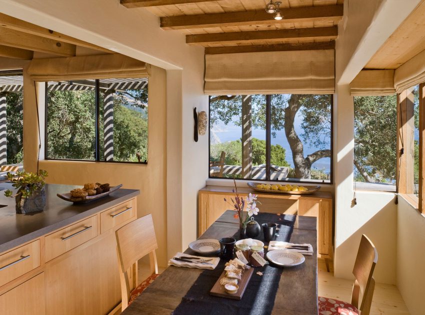 A Stunning and Playful Home with Mid-Century and Earth Tone Accents in Carmel by Studio Schicketanz (10)