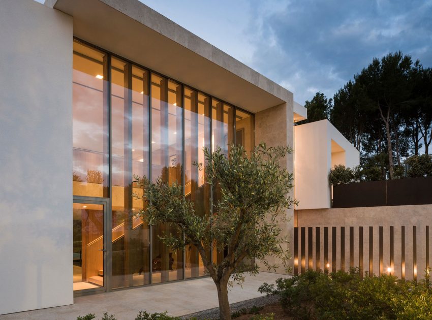 A Stylish Concrete Home with Indoor Swimming Pool and Terrace with Quiet View in Son Vida by Negre Studio & Rambla 9 Arquitectura (2)