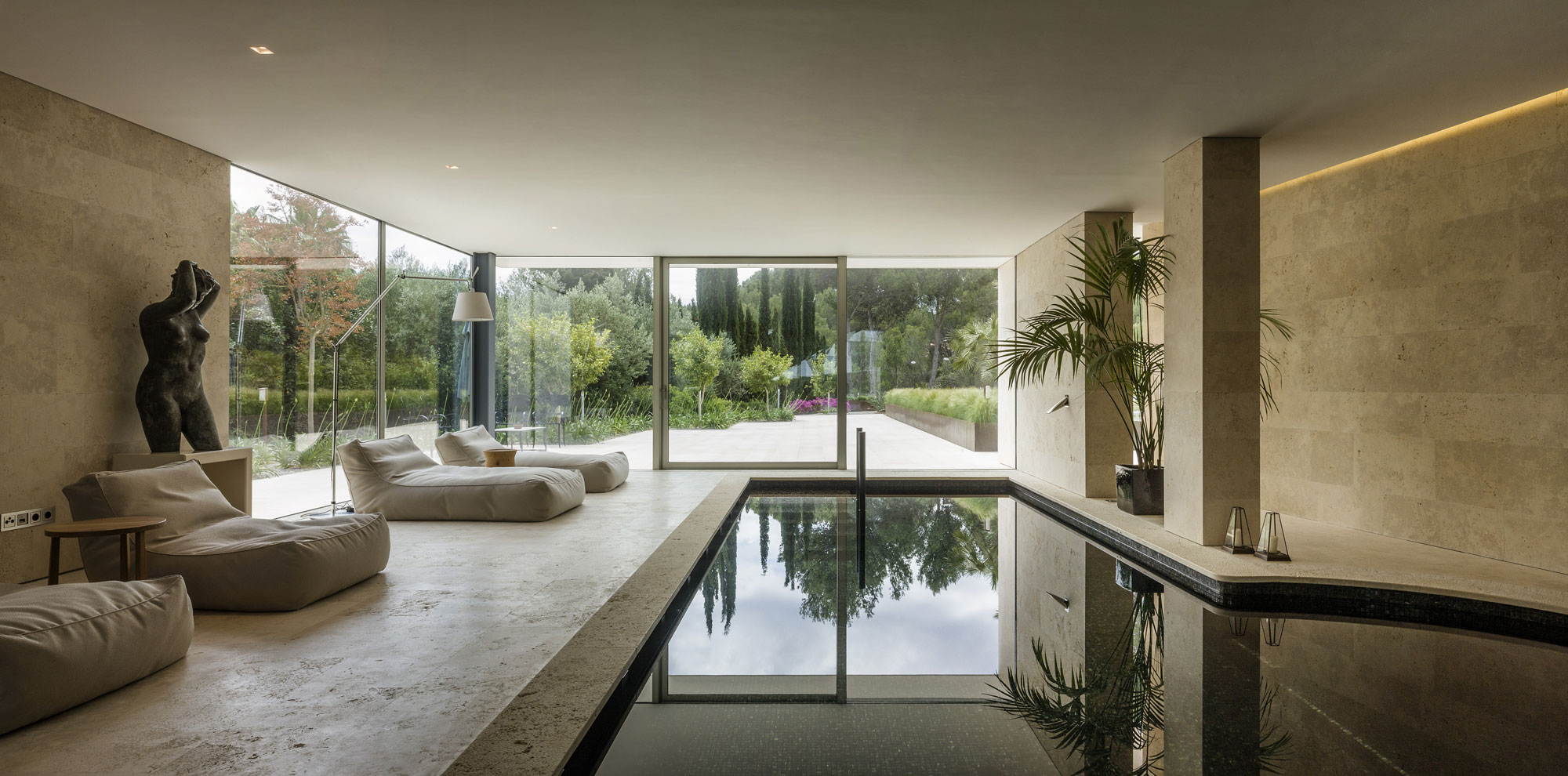 A Stylish Concrete Home with Indoor Swimming Pool and Terrace with Quiet View in Son Vida by Negre Studio & Rambla 9 Arquitectura (6)