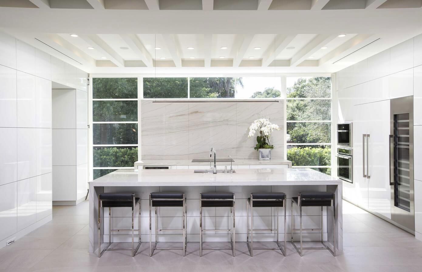 A Stylish Contemporary Family Home with Trendy Interiors in Florida by Legacy Custom Built Homes (4)