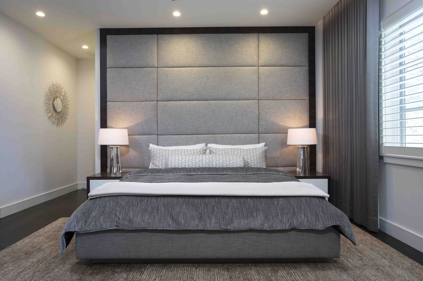 A Stylish Contemporary Family Home with Trendy Interiors in Florida by Legacy Custom Built Homes (7)