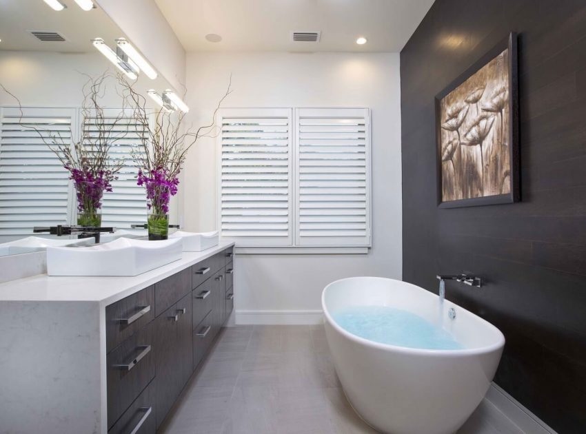 A Stylish Contemporary Family Home with Trendy Interiors in Florida by Legacy Custom Built Homes (8)