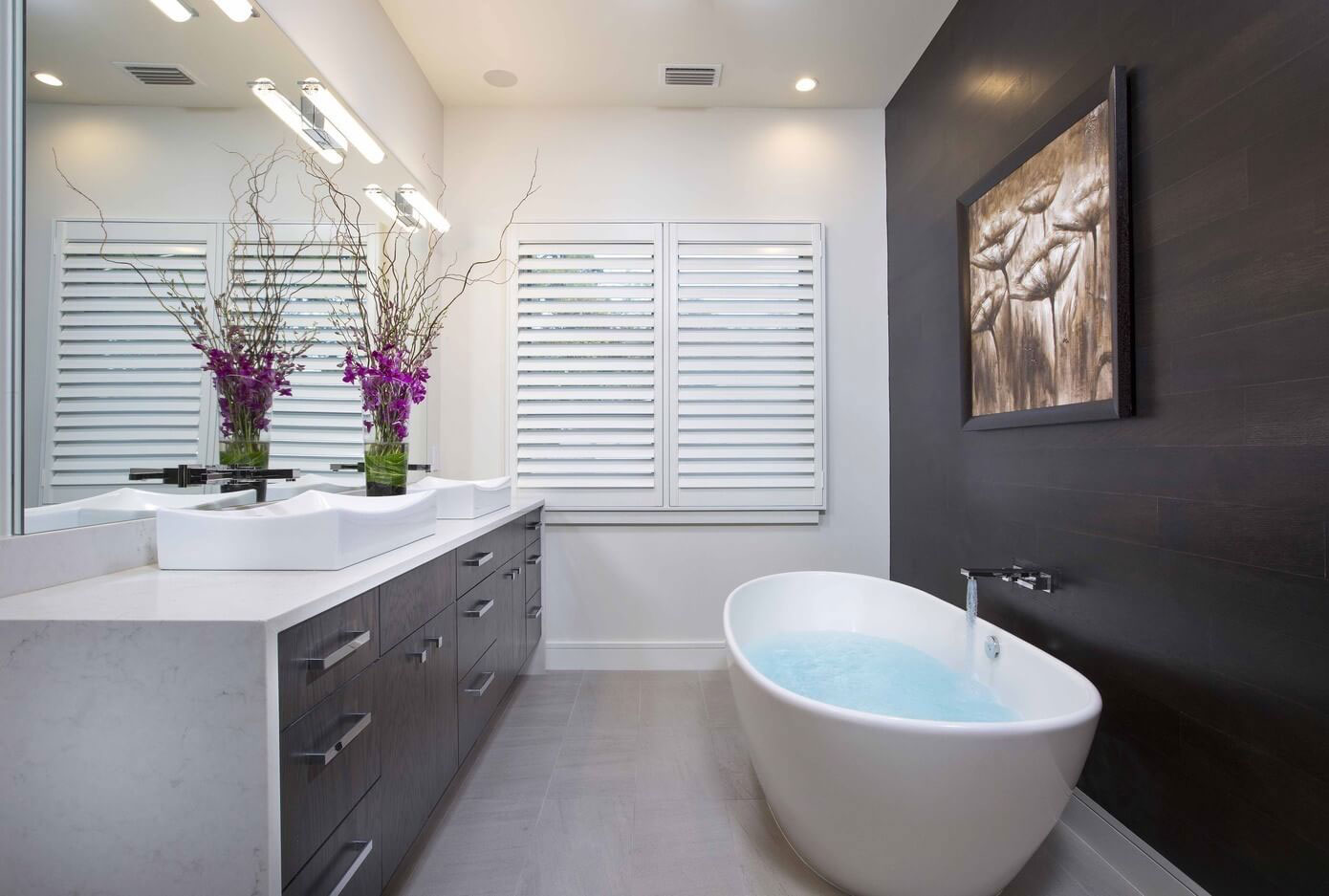 A Stylish Contemporary Family Home with Trendy Interiors in Florida by Legacy Custom Built Homes (8)