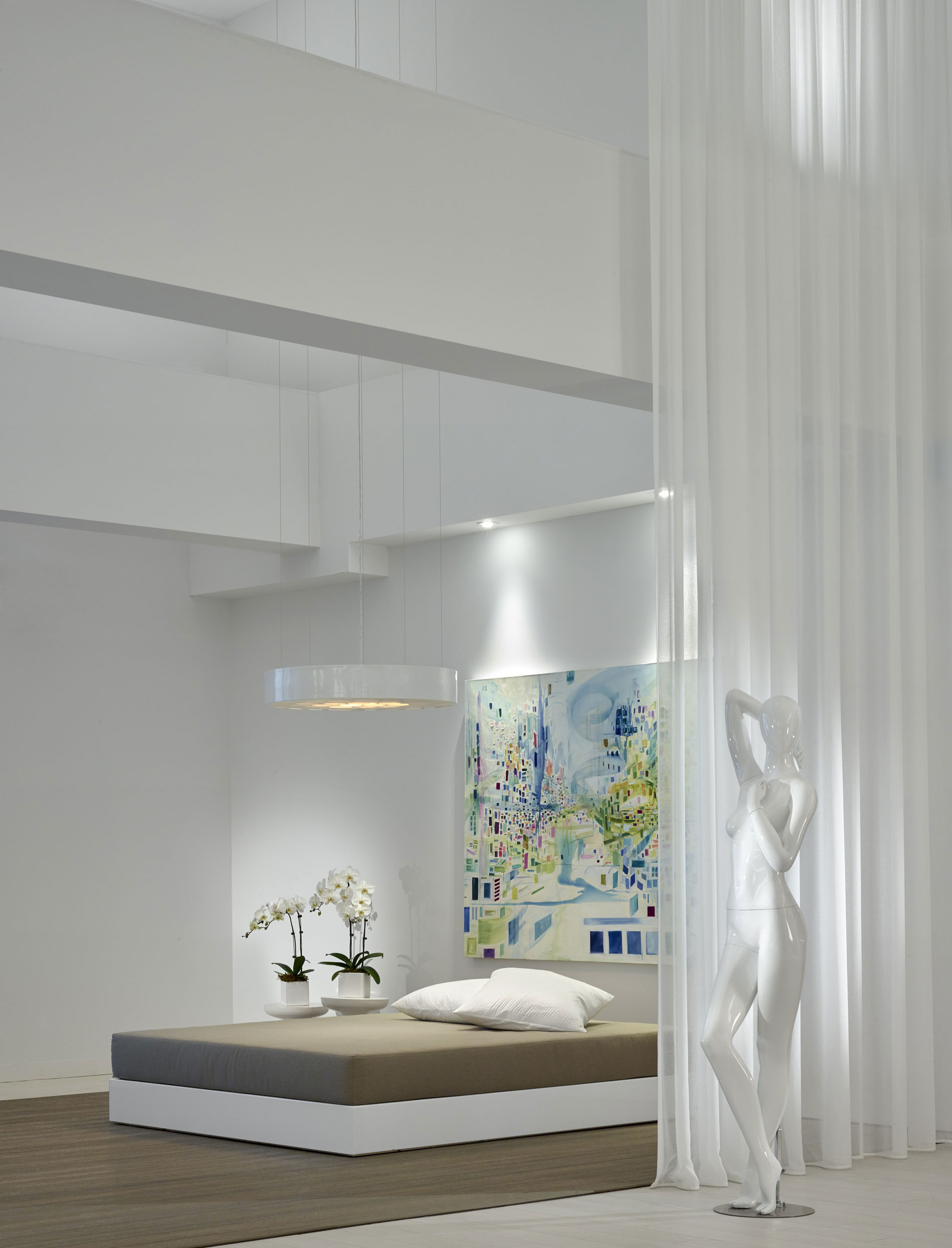 A Stylish Contemporary Home Brimming with Art in Toronto by Cecconi Simone (9)