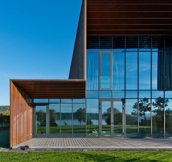 A Stylish Contemporary Home with Clean and Minimalist Facade in Kaunas by Architectural Bureau G.Natkevicius & Partners (7)