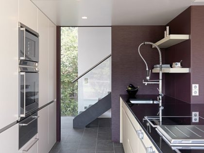 A Stylish Contemporary Home with Exquisite Landscaping in Waldenbuch, Germany by Von Bock Architekten (8)