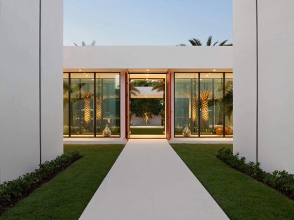 A Stylish Contemporary Home with Luxurious Interiors in Boca Raton by Marc-Michaels Interior Design (11)
