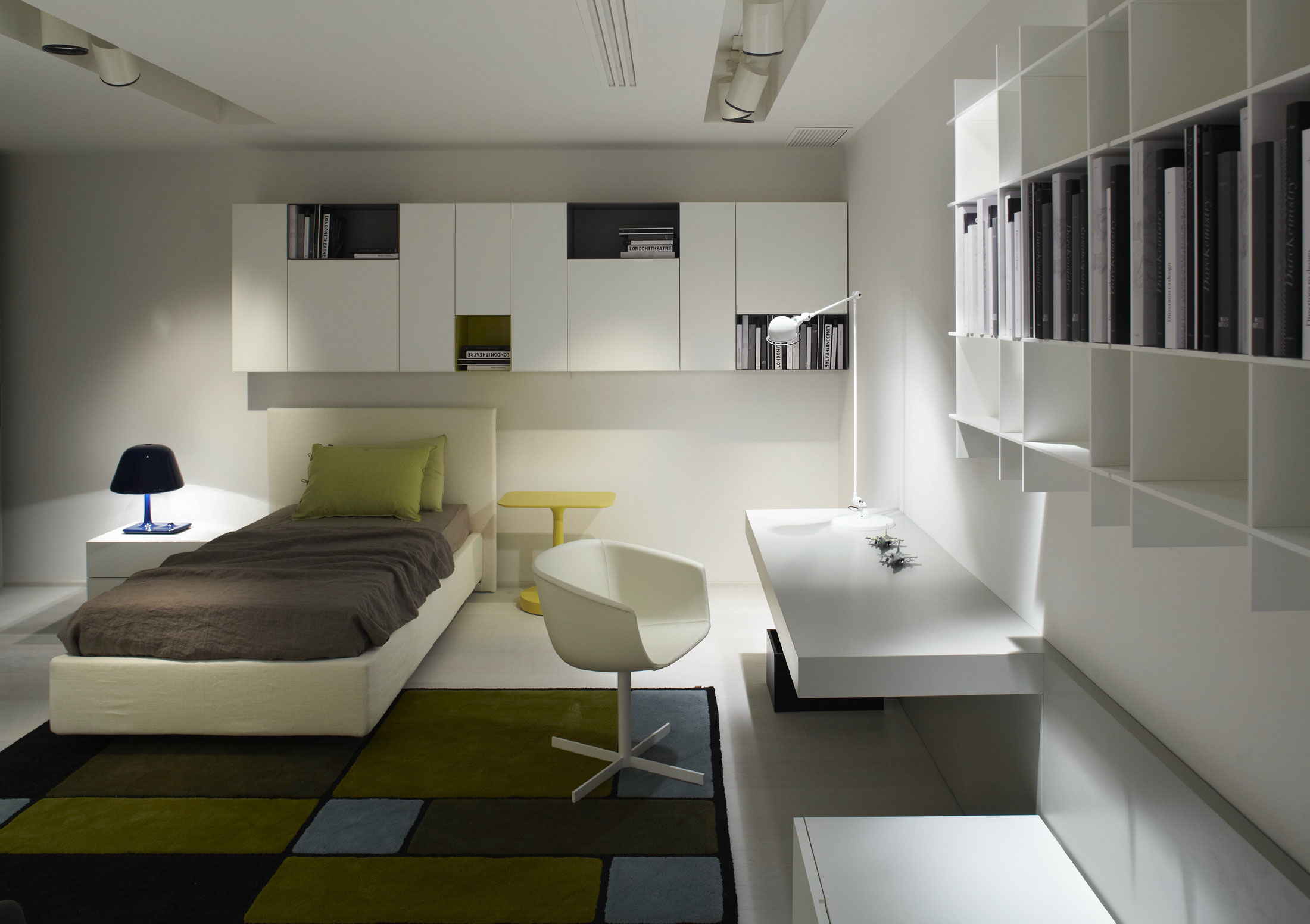 A Stylish Contemporary Loft with an Industrial Vibe in Paris, France by Bestetti Associati Studio (20)