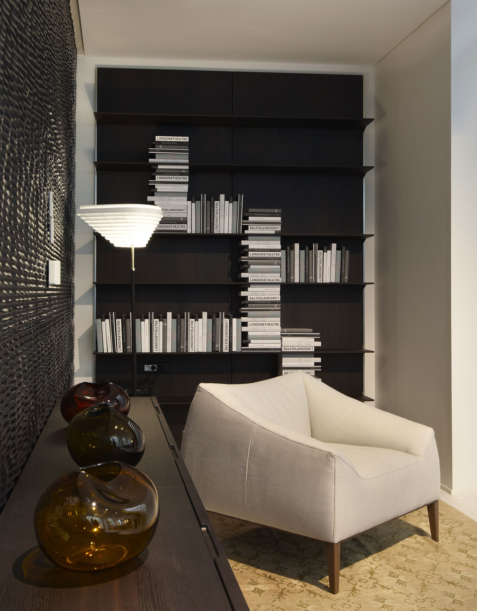 A Stylish Contemporary Loft with an Industrial Vibe in Paris, France by Bestetti Associati Studio (5)