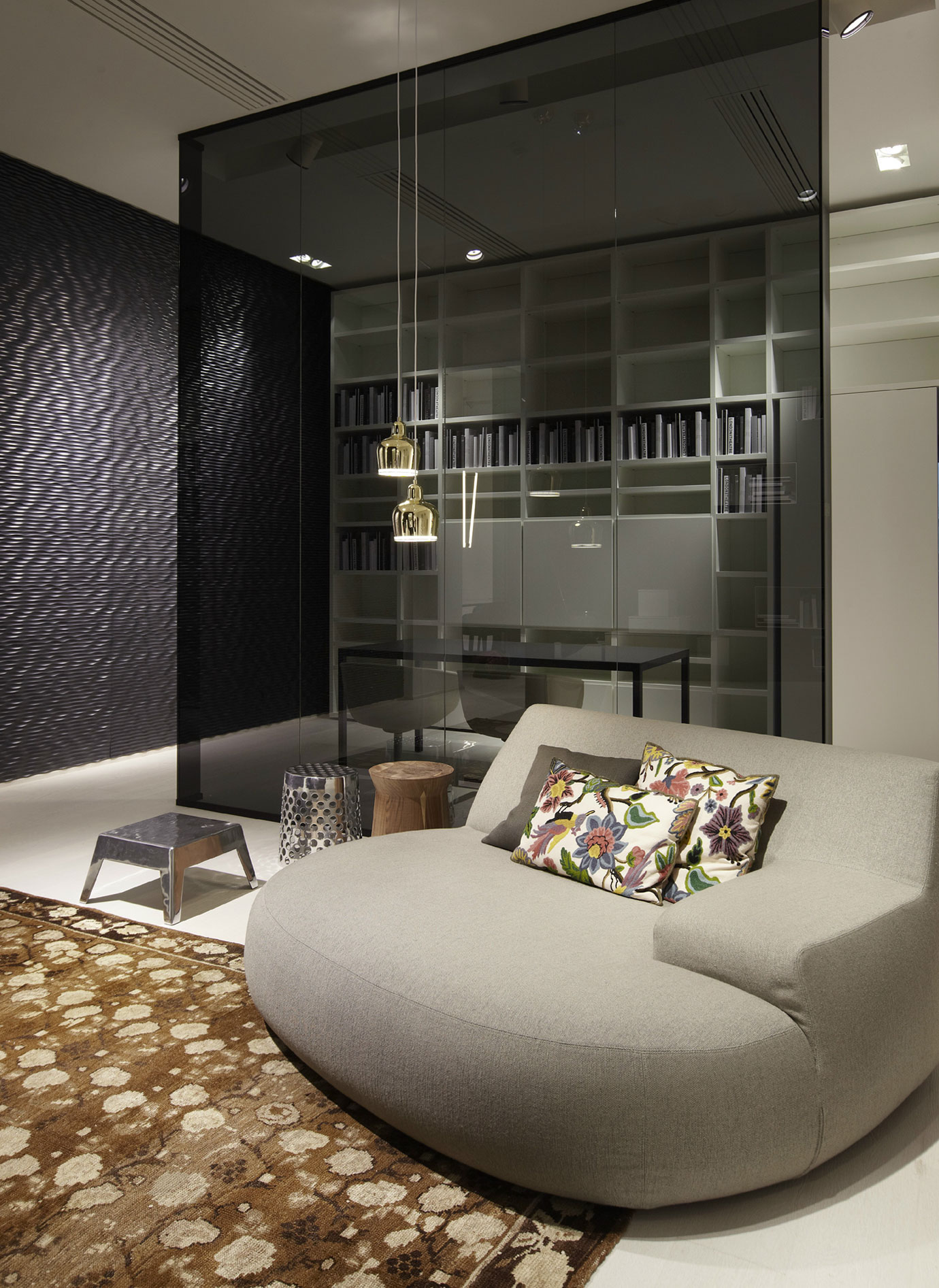 A Stylish Contemporary Loft with an Industrial Vibe in Paris, France by Bestetti Associati Studio (6)