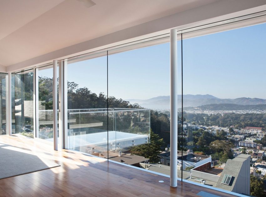 A Stylish Hillside Home Features Cantilevered Deck with Glass Floor in San Francisco by Jensen Architects (6)