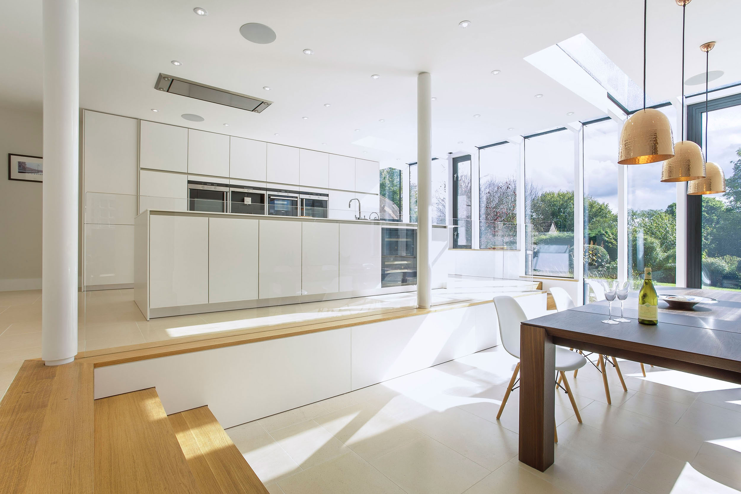 A Stylish Home Featuring a Warm and Elegant Color Palette in Winchester by OB Architecture (8)