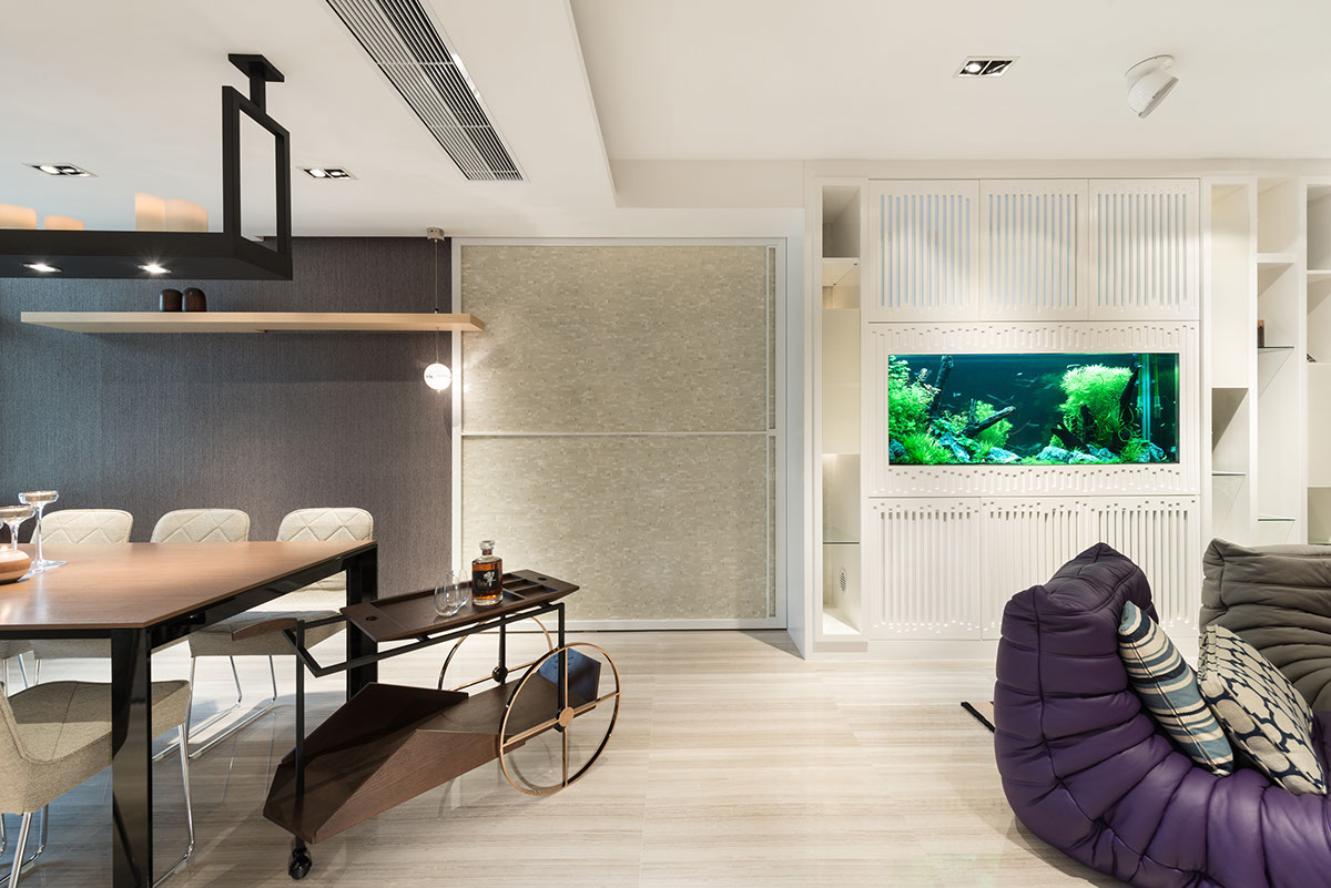 A Stylish Modern Apartment with Feng Shui-Inspired Interiors in Hong Kong by PplusP Designers (5)