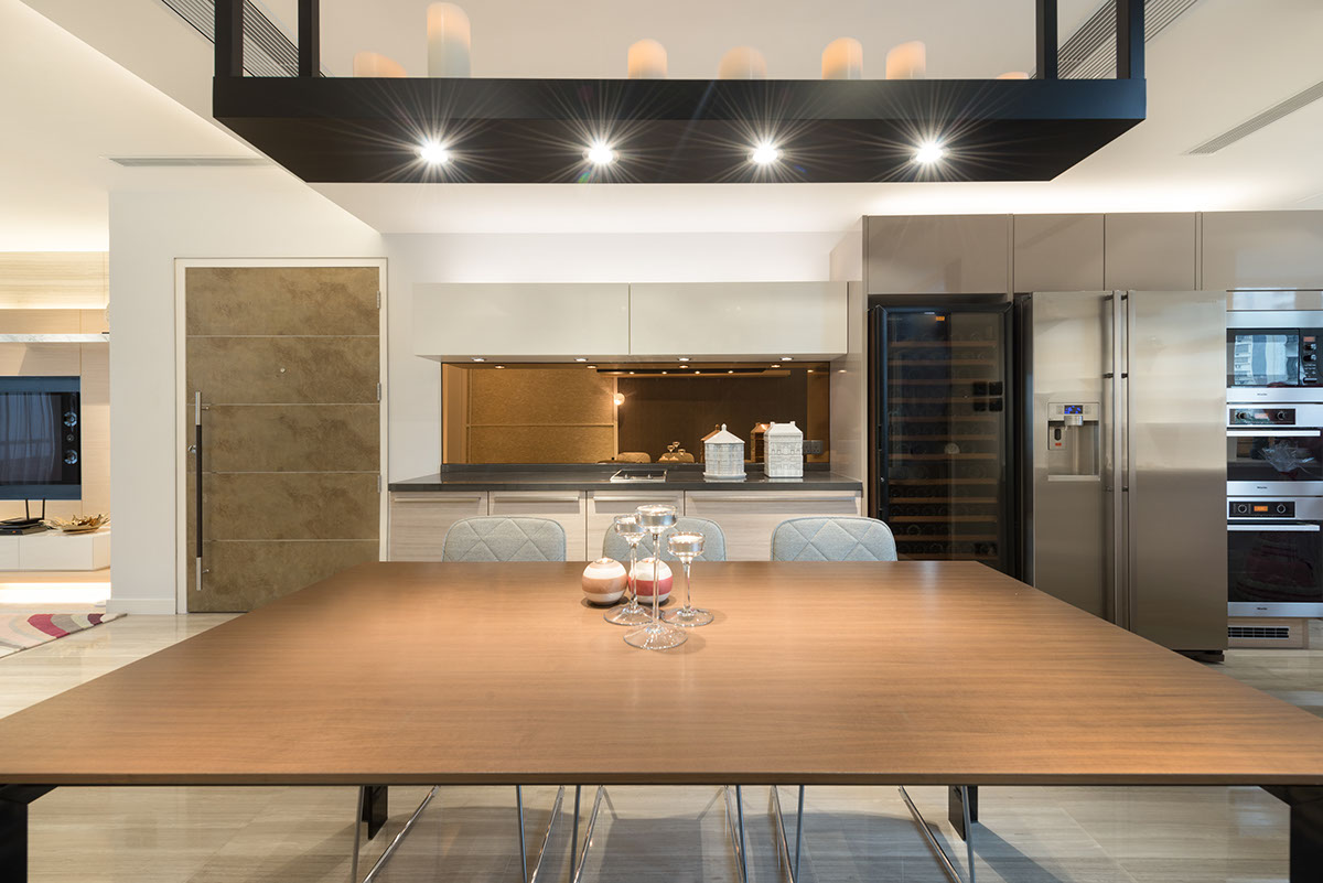 A Stylish Modern Apartment with Feng Shui-Inspired Interiors in Hong Kong by PplusP Designers (7)