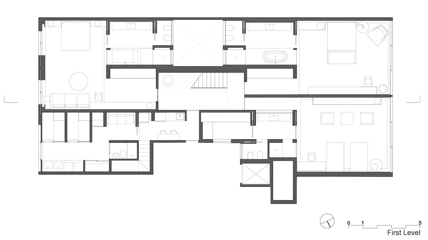 A Stylish Modern Home Sparkles with Classy and Luxurious Interiors in Rio de Janeiro by Studio Arthur Casas (22)