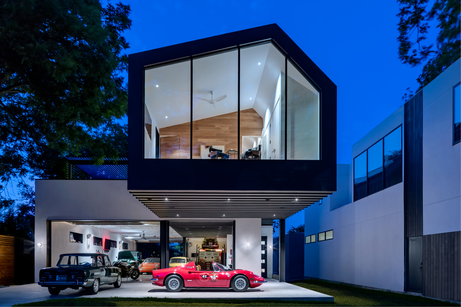 A Stylish Modern Home for a Car Collector in Austin, Texas by Matt Fajkus Architecture (1)