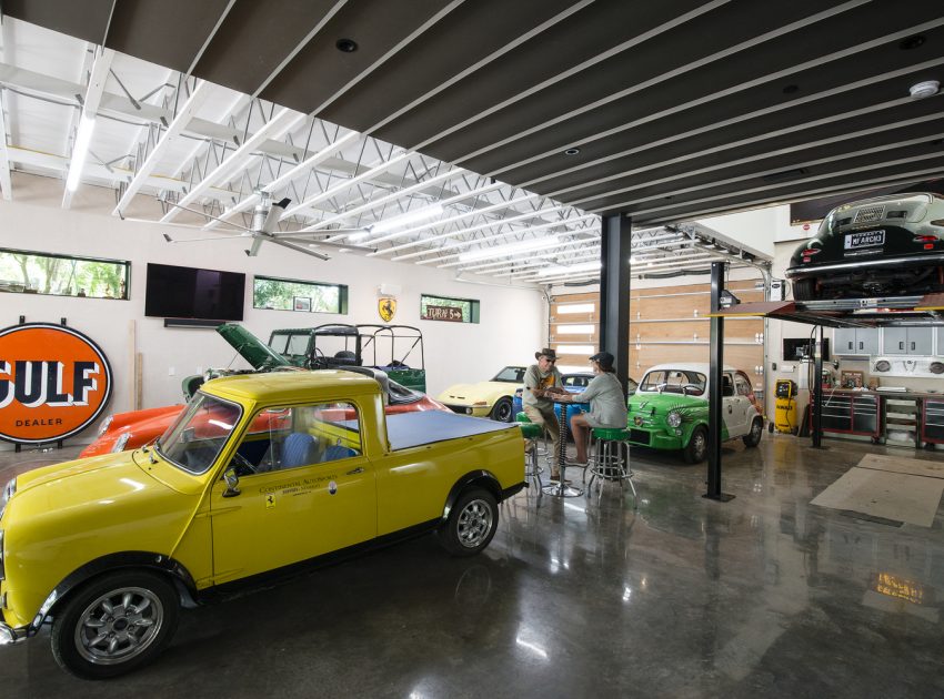 A Stylish Modern Home for a Car Collector in Austin, Texas by Matt Fajkus Architecture (10)