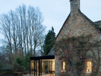 A Stylish Modern Home with Stone Walls and Glass Facade in Oxford, England by Jonathan Tuckey Design (3)