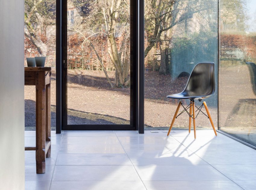 A Stylish Modern Home with Stone Walls and Glass Facade in Oxford, England by Jonathan Tuckey Design (6)