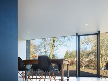 A Stylish Modern Home with Stone Walls and Glass Facade in Oxford, England by Jonathan Tuckey Design (7)