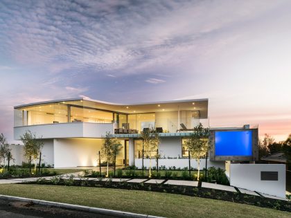 A Stylish Modern Home with Strong Clean Lines and Minimalist Aesthetic in Perth, Australia by Cambuild & Banham Architects (1)