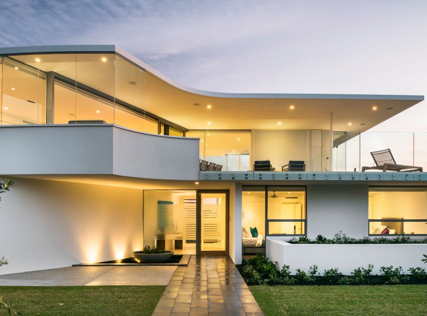 A Stylish Modern Home with Strong Clean Lines and Minimalist Aesthetic in Perth, Australia by Cambuild & Banham Architects (3)