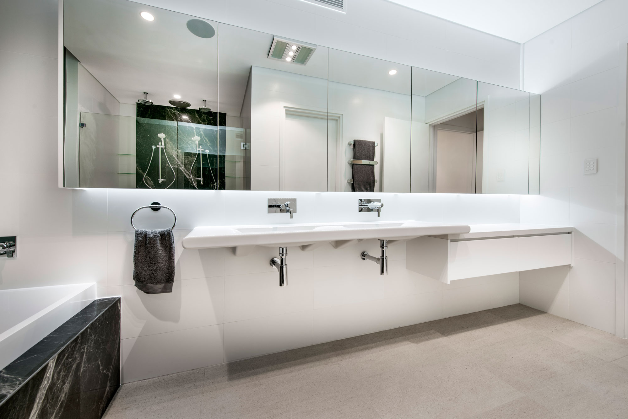 A Stylish Modern Home with Strong Clean Lines and Minimalist Aesthetic in Perth, Australia by Cambuild & Banham Architects (35)