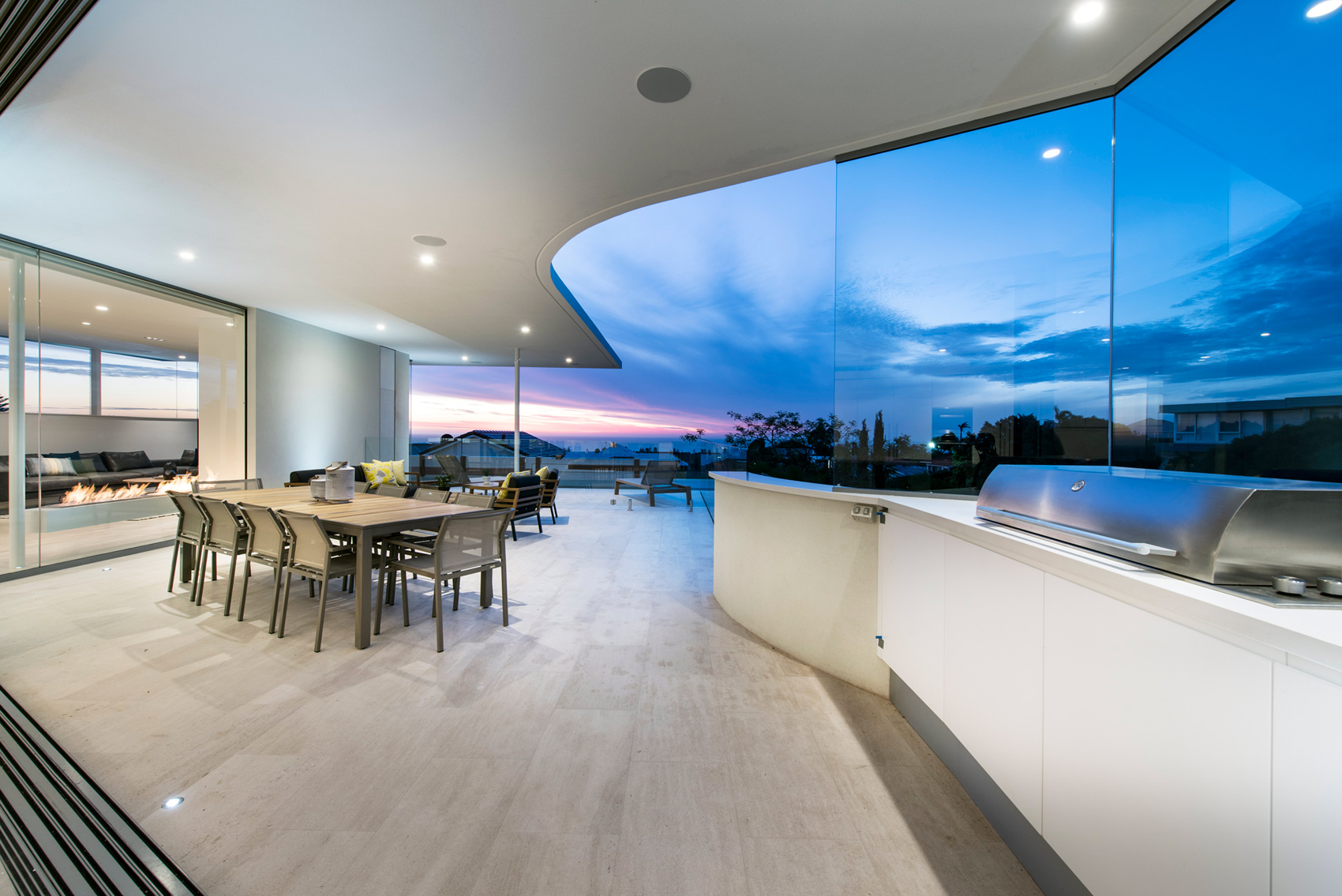 A Stylish Modern Home with Strong Clean Lines and Minimalist Aesthetic in Perth, Australia by Cambuild & Banham Architects (38)