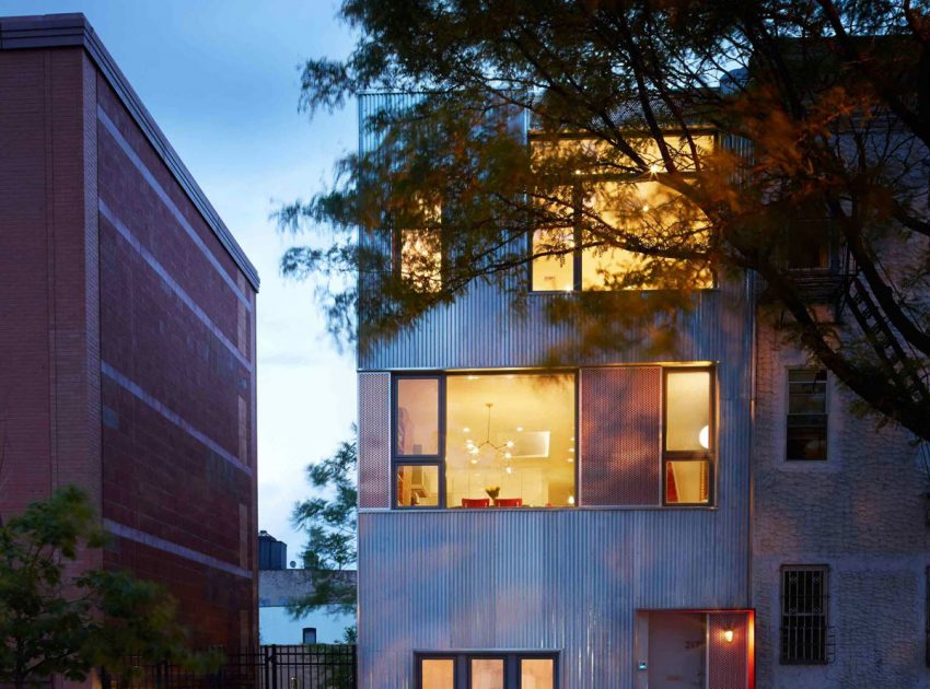 A Stylish Modern Light-Filled Home with Smart Red Accents in Brooklyn by Etelamaki Architecture (14)