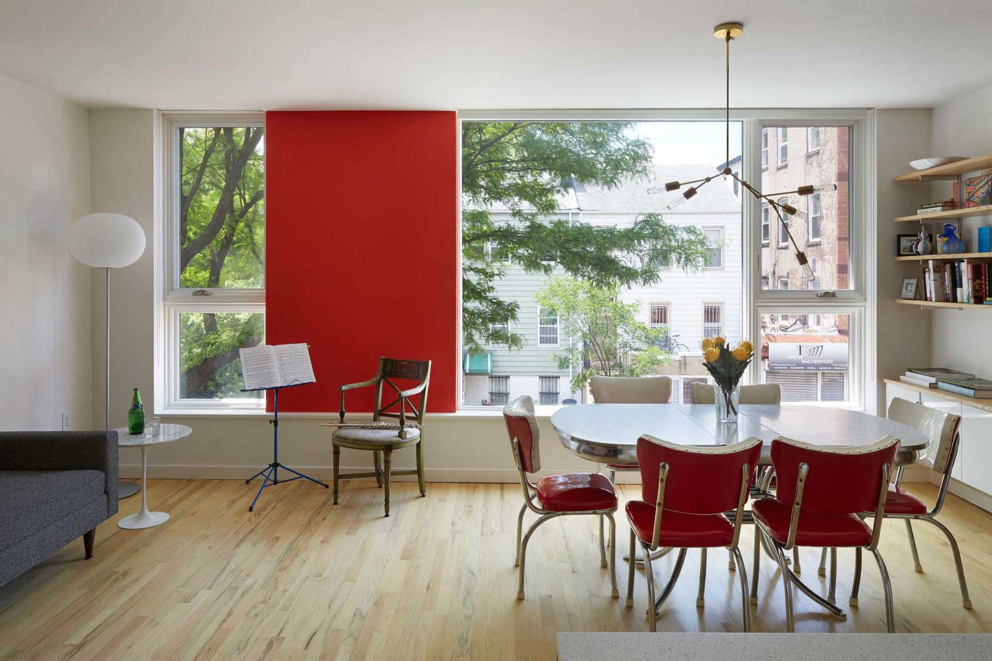 A Stylish Modern Light-Filled Home with Smart Red Accents in Brooklyn by Etelamaki Architecture (5)