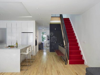 A Stylish Modern Light-Filled Home with Smart Red Accents in Brooklyn by Etelamaki Architecture (6)