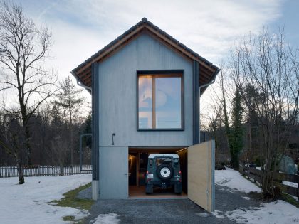 A Stylish Modern Wooden House with Cantilevered Terrace in Auerbach, Germany by Arnhard & Eck (25)