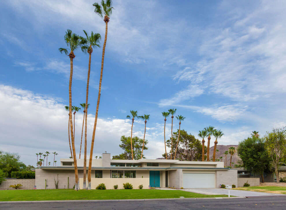 A Stylish and Beautiful Mid-Century Home with Industrial Vibe in Palm Springs by OJMR-Architects (1)