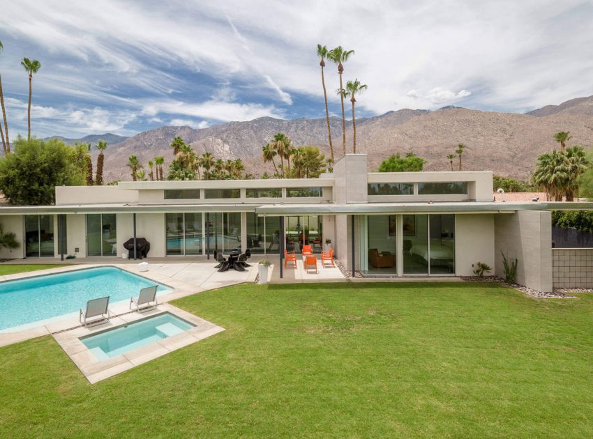 A Stylish and Beautiful Mid-Century Home with Industrial Vibe in Palm Springs by OJMR-Architects (2)
