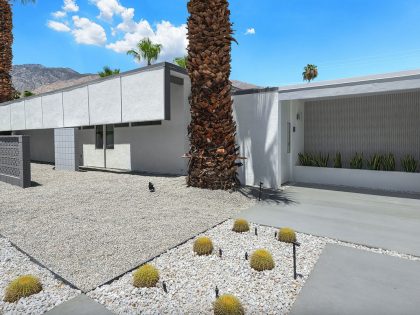 A Stylish and Bright Modern Home Full of Luxurious Details in Palm Springs by H3K Design (1)