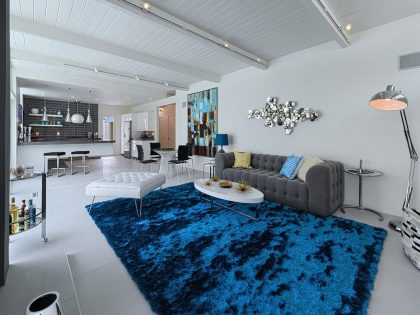 A Stylish and Bright Modern Home Full of Luxurious Details in Palm Springs by H3K Design (14)