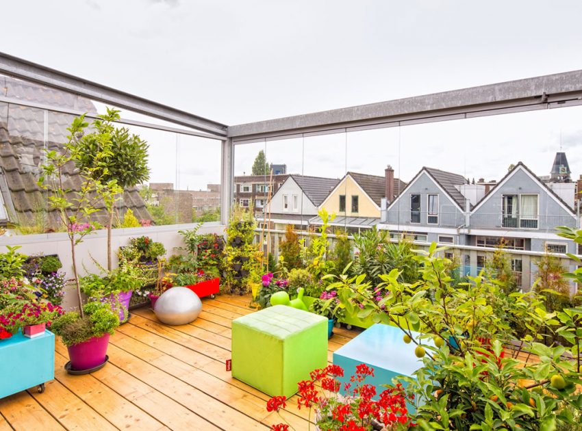 A Stylish and Colorful Apartment with Roof Terrace in Rotterdam, The Netherlands by HUNK design (5)