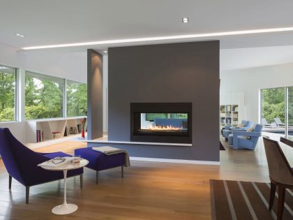 A Stylish and Colorful Modern Home with Light Interiors in Westchester by Fougeron Architecture (10)