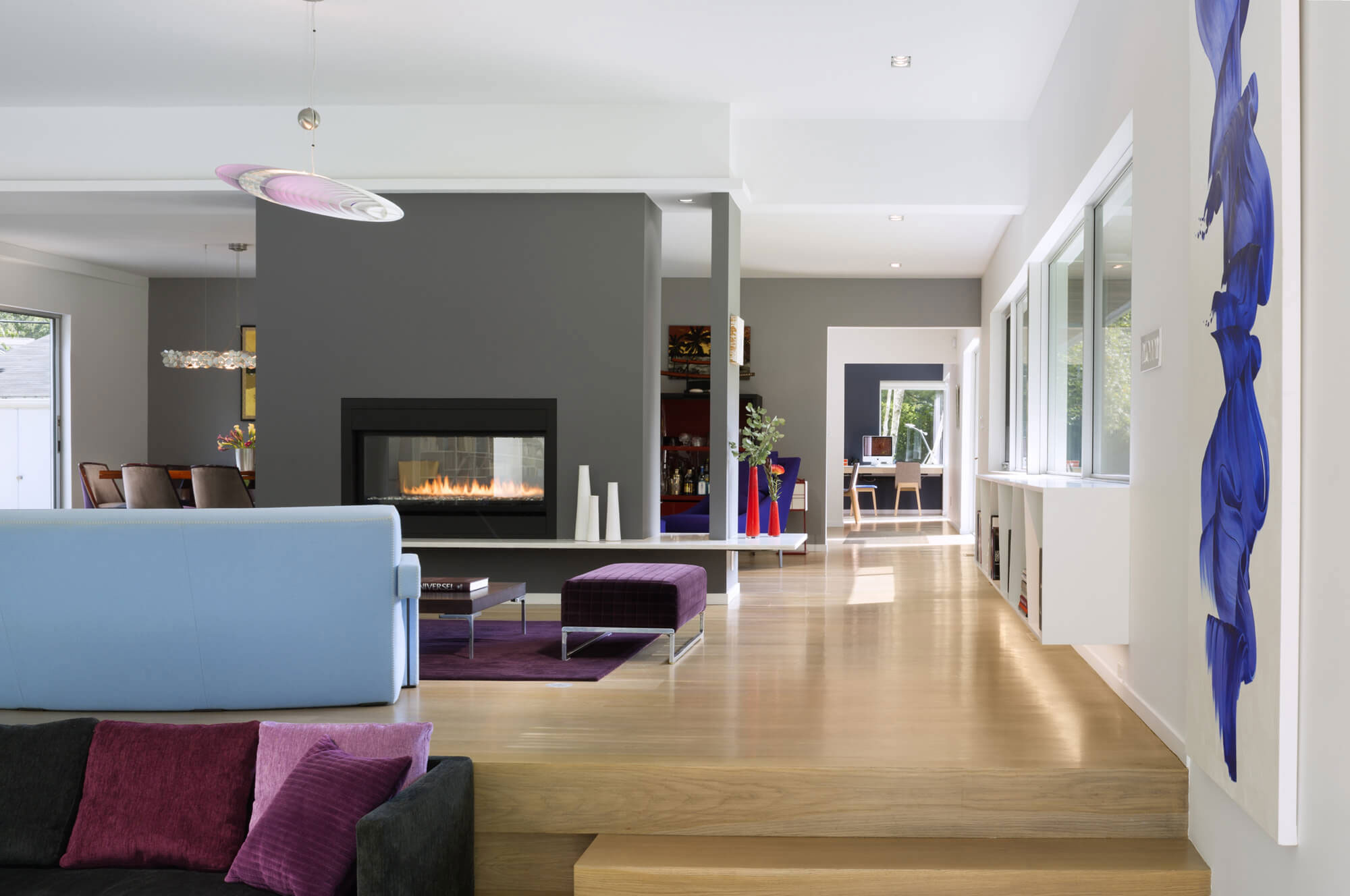 A Stylish and Colorful Modern Home with Light Interiors in Westchester by Fougeron Architecture (8)