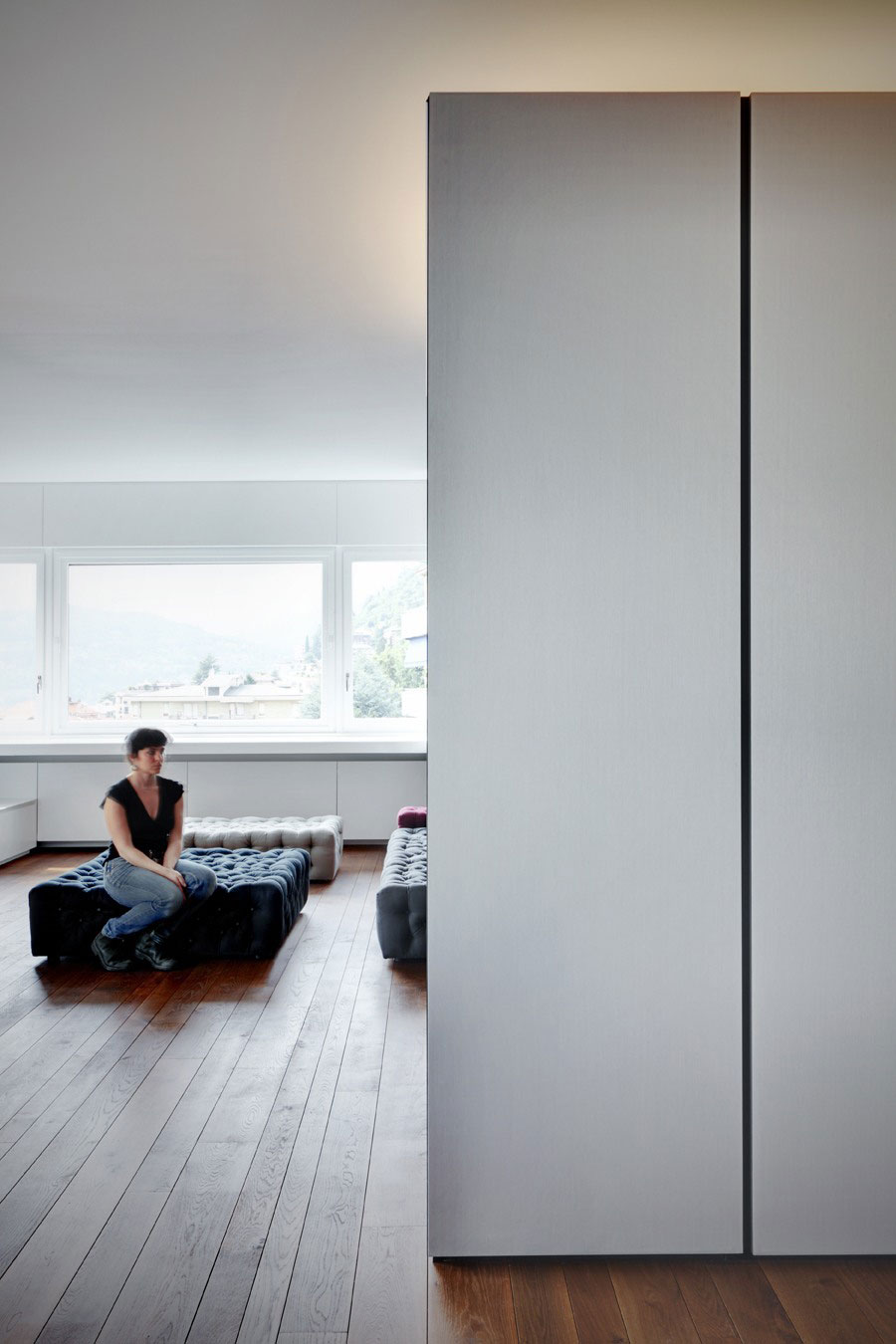 A Stylish and Comfortable Home in Como, Italy by Arkham Project (2)