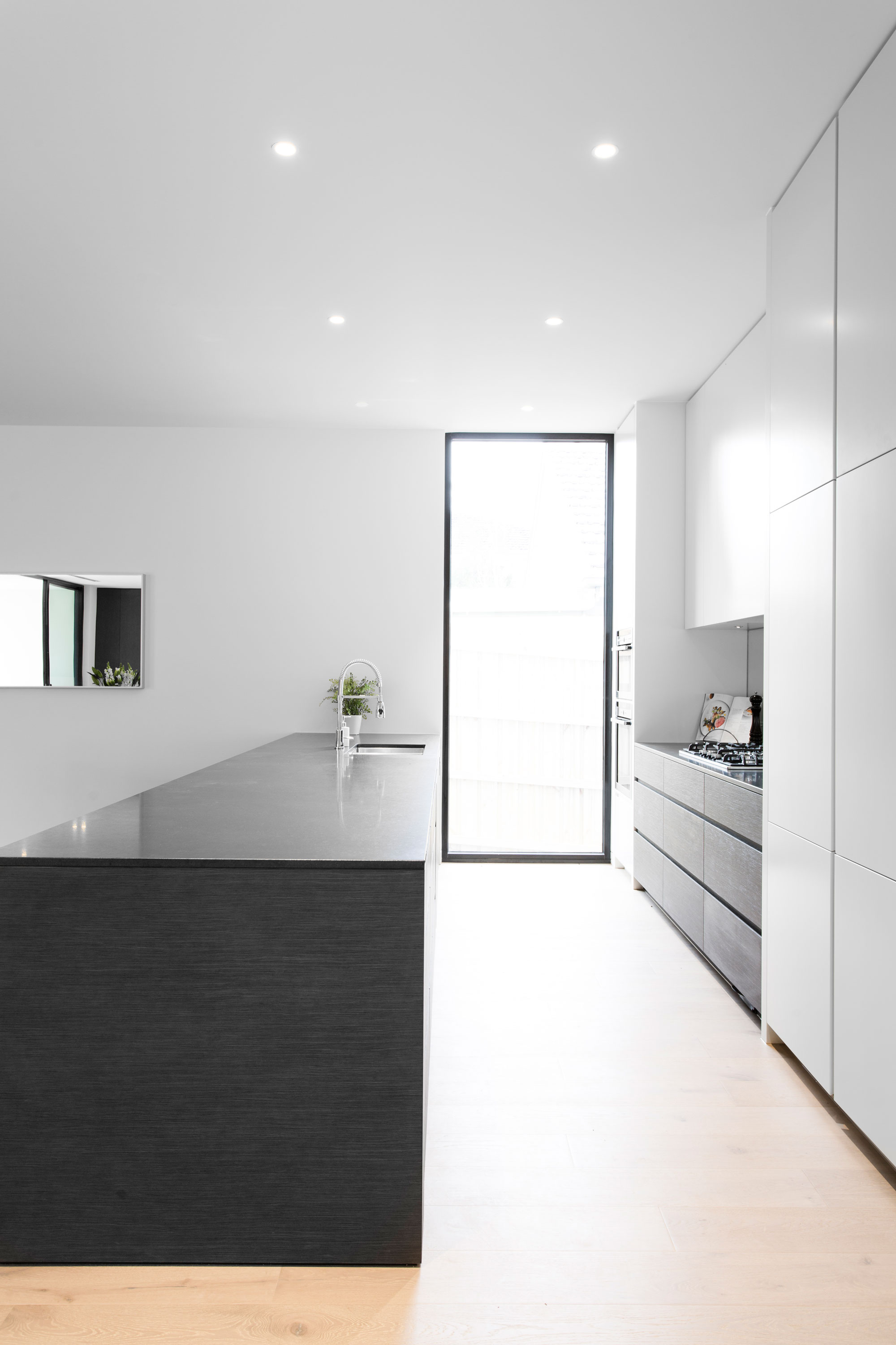 A Stylish and Dramatic Contemporary Home in Camberwell, Australia by Canny (12)