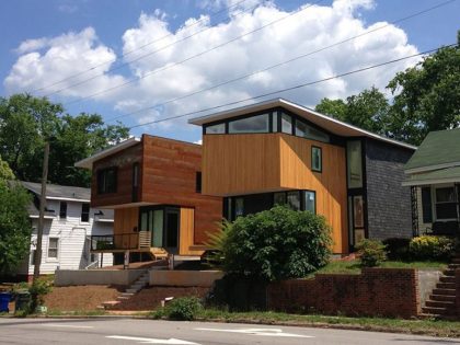 A Stylish and Dramatic Contemporary Home with Natural Light in North Carolina by Raleigh Architecture Company (1)