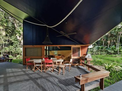 A Stylish and Eco-Friendly Home in a Tropical Rainforest of Queensland by M3 architecture (9)