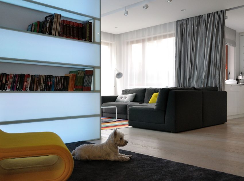 A Stylish and Futuristic Modern Apartment with Multicolor Interiors in Gdynia, Poland by MSWW (4)